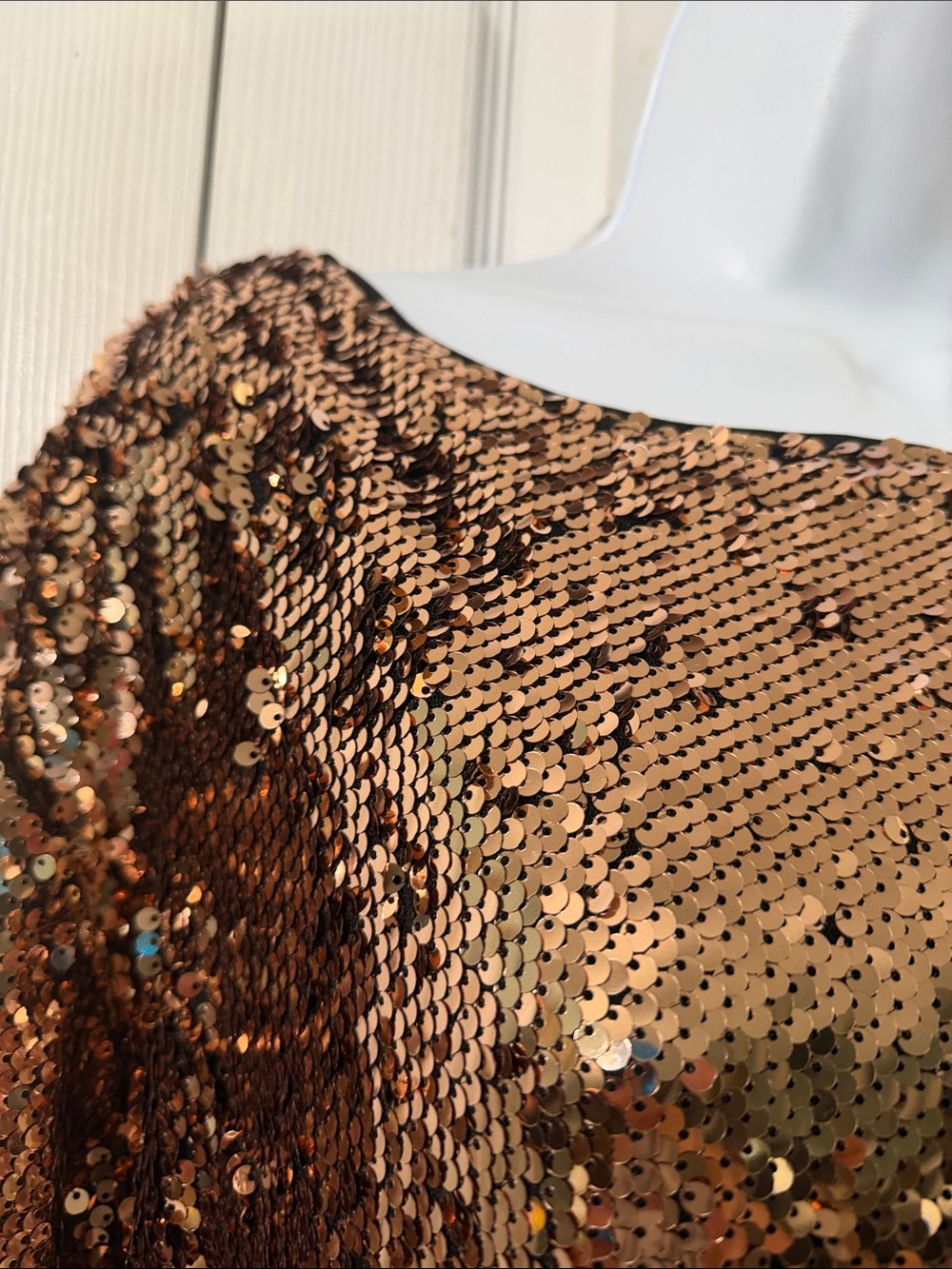 Hot & Delicious Rose Gold Sequin Shift Dress Sz S NWOT - Picture 4 of 8
